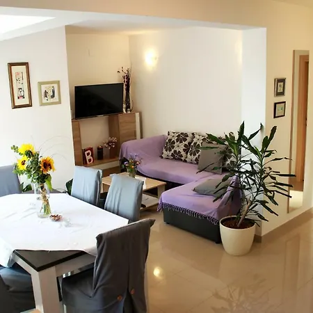 Ivan Apartment